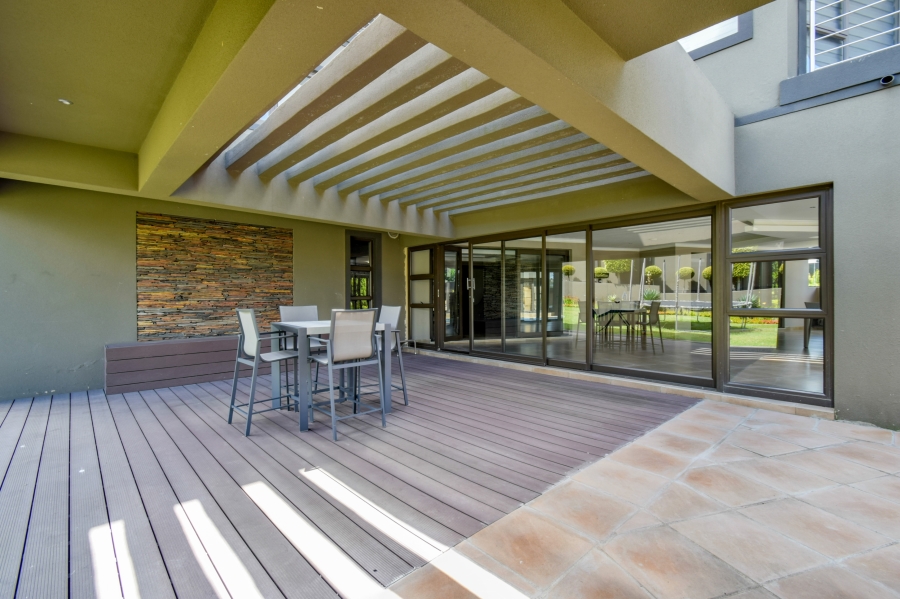 5 Bedroom Property for Sale in Blue Valley Golf Estate Gauteng