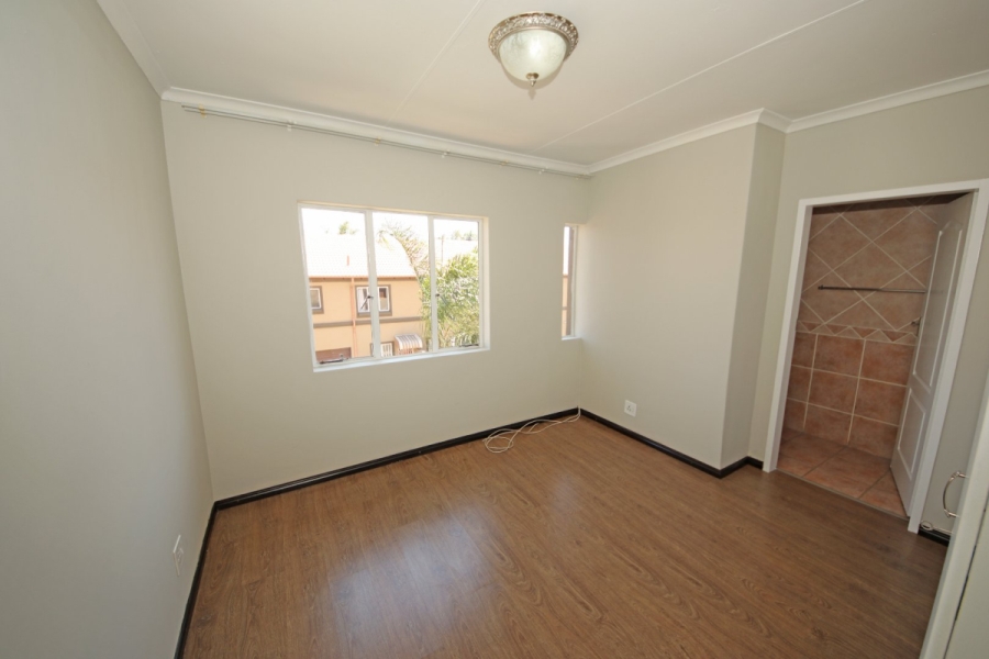2 Bedroom Property for Sale in Eden Glen Gauteng