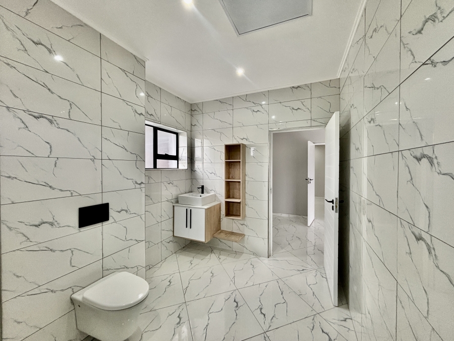 4 Bedroom Property for Sale in Six Fountains Residential Estate Gauteng