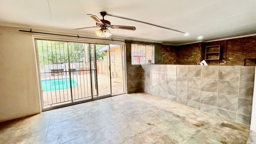 To Let 5 Bedroom Property for Rent in Pretoria North Gauteng