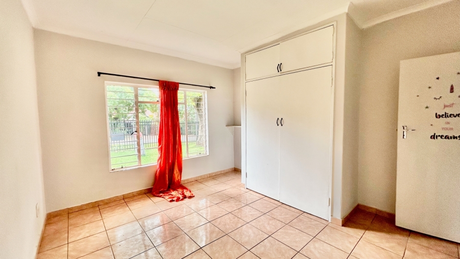 To Let 5 Bedroom Property for Rent in Pretoria North Gauteng