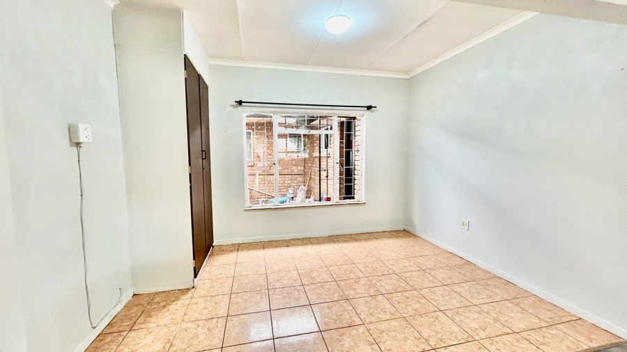 To Let 5 Bedroom Property for Rent in Pretoria North Gauteng