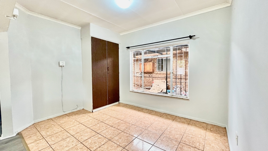 To Let 5 Bedroom Property for Rent in Pretoria North Gauteng