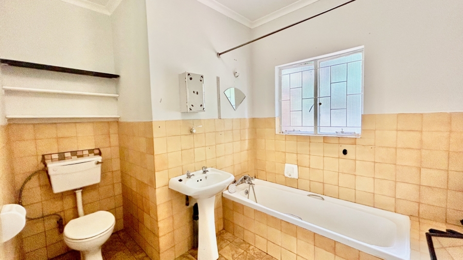 To Let 5 Bedroom Property for Rent in Pretoria North Gauteng