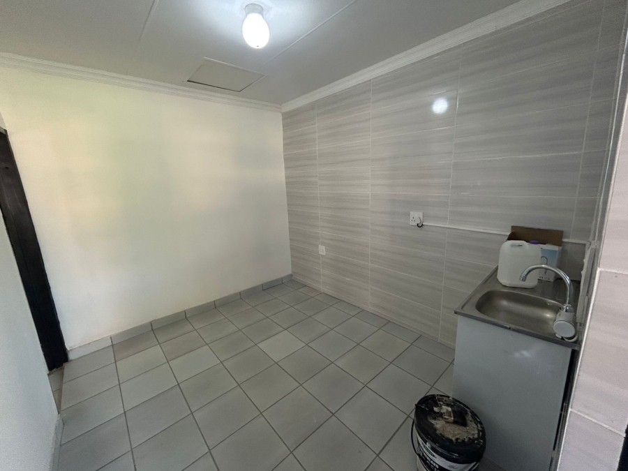 To Let 1 Bedroom Property for Rent in Bedworth Park Gauteng