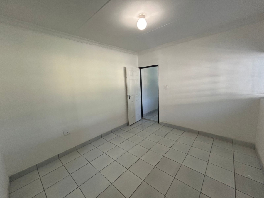 To Let 1 Bedroom Property for Rent in Bedworth Park Gauteng