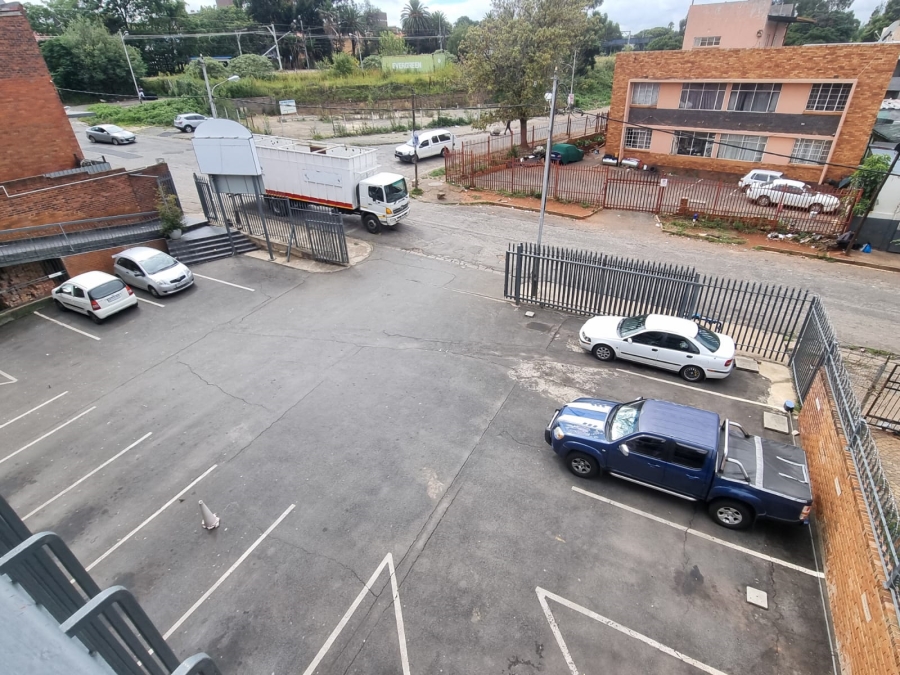 To Let commercial Property for Rent in Florida Gauteng