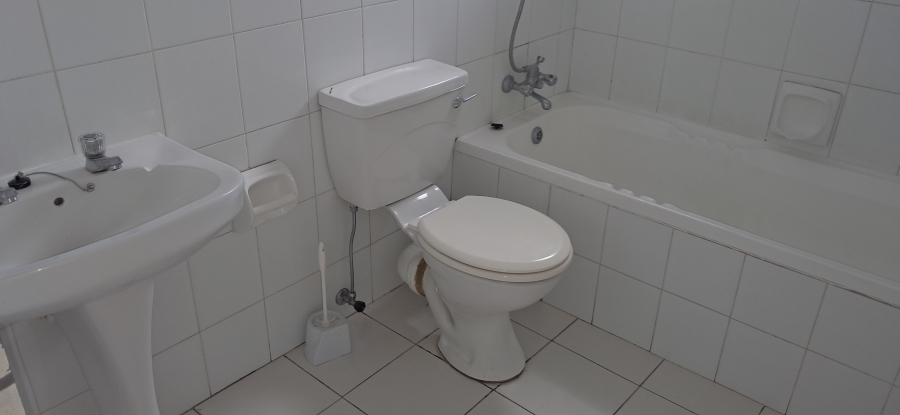 To Let 1 Bedroom Property for Rent in Melville Gauteng