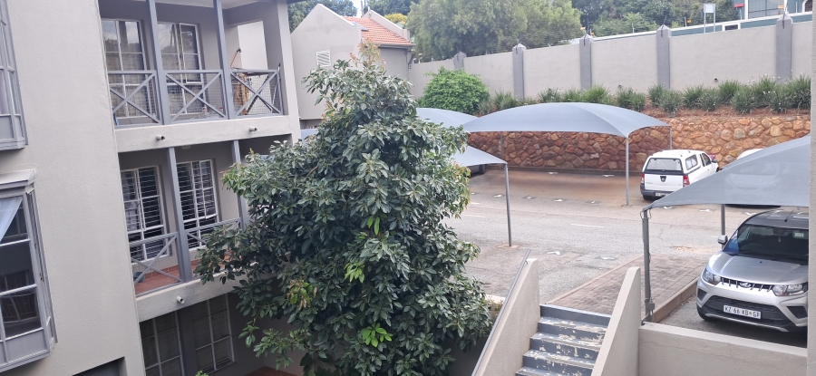 To Let 1 Bedroom Property for Rent in Melville Gauteng