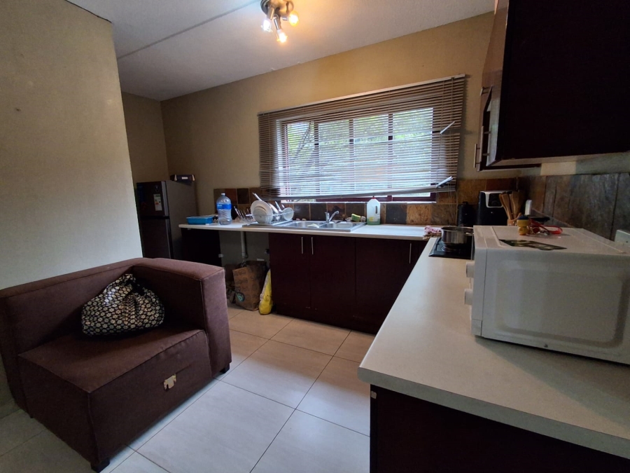 2 Bedroom Property for Sale in Honeydew Grove Gauteng