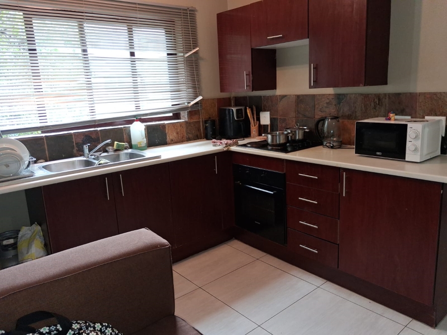 2 Bedroom Property for Sale in Honeydew Grove Gauteng