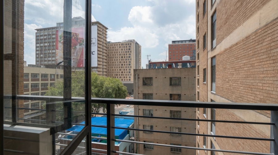 1 Bedroom Property for Sale in Braamfontein Gauteng