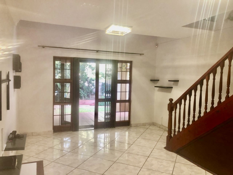 3 Bedroom Property for Sale in Sunninghill Gauteng