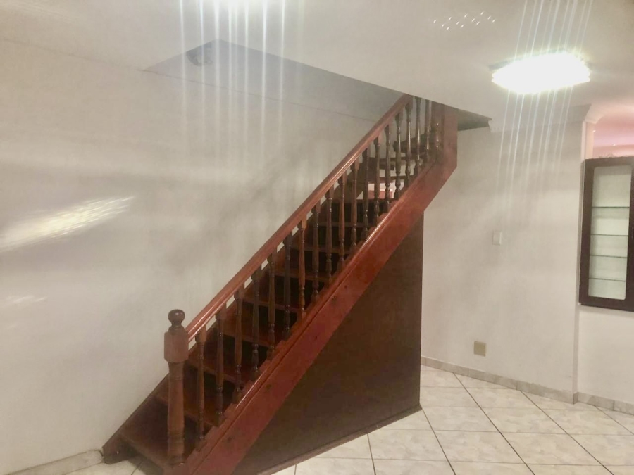 3 Bedroom Property for Sale in Sunninghill Gauteng