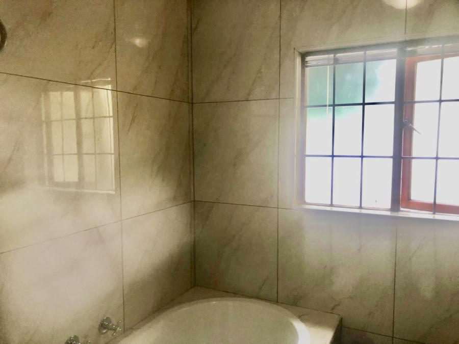 3 Bedroom Property for Sale in Sunninghill Gauteng