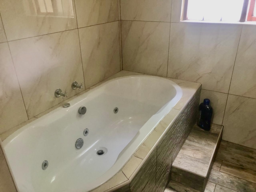3 Bedroom Property for Sale in Sunninghill Gauteng