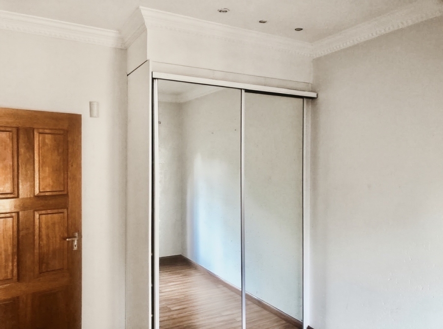 3 Bedroom Property for Sale in Sunninghill Gauteng