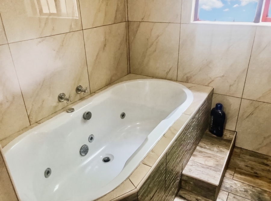 3 Bedroom Property for Sale in Sunninghill Gauteng