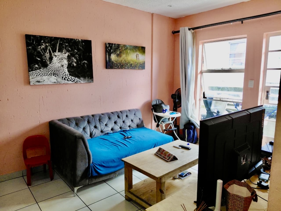 2 Bedroom Property for Sale in Buccleuch Gauteng