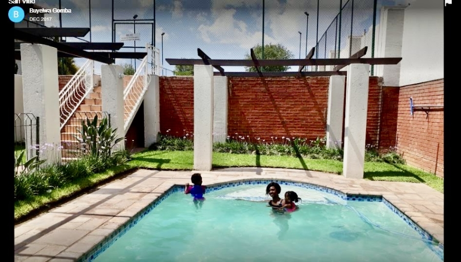 To Let 2 Bedroom Property for Rent in Sunninghill Gauteng