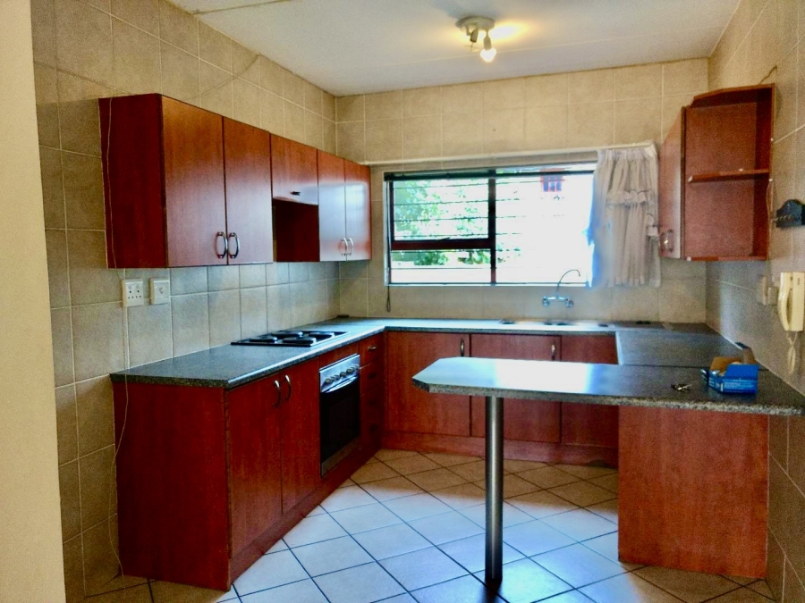 2 Bedroom Property for Sale in Sunninghill Gauteng