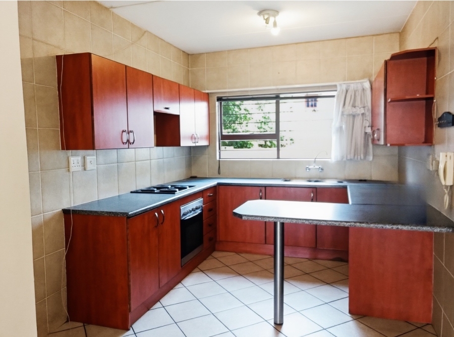2 Bedroom Property for Sale in Sunninghill Gauteng
