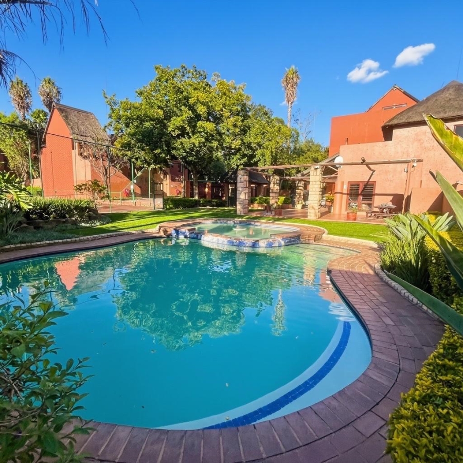 1 Bedroom Property for Sale in Sunninghill Gauteng