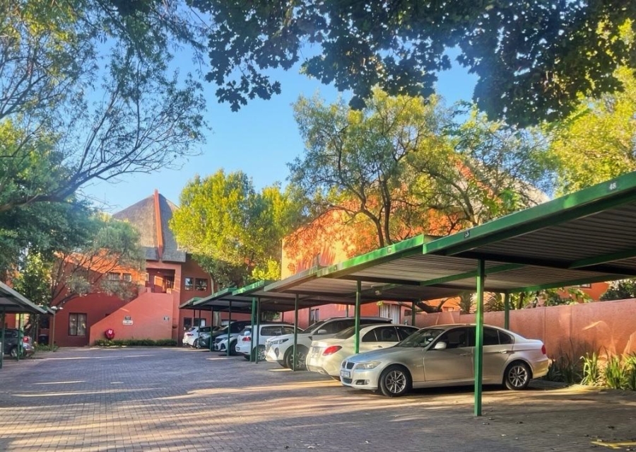 1 Bedroom Property for Sale in Sunninghill Gauteng