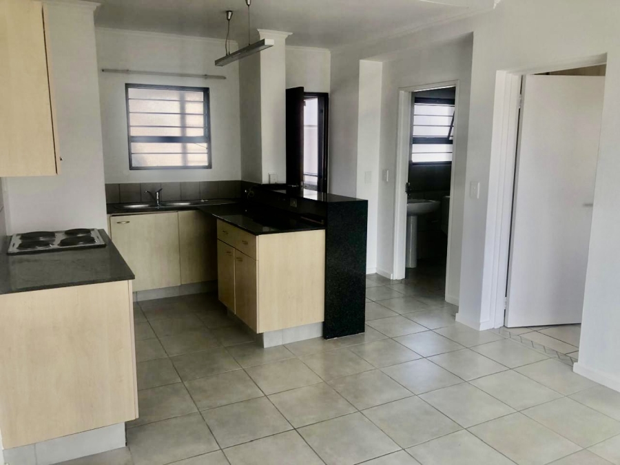 1 Bedroom Property for Sale in Sunninghill Gauteng