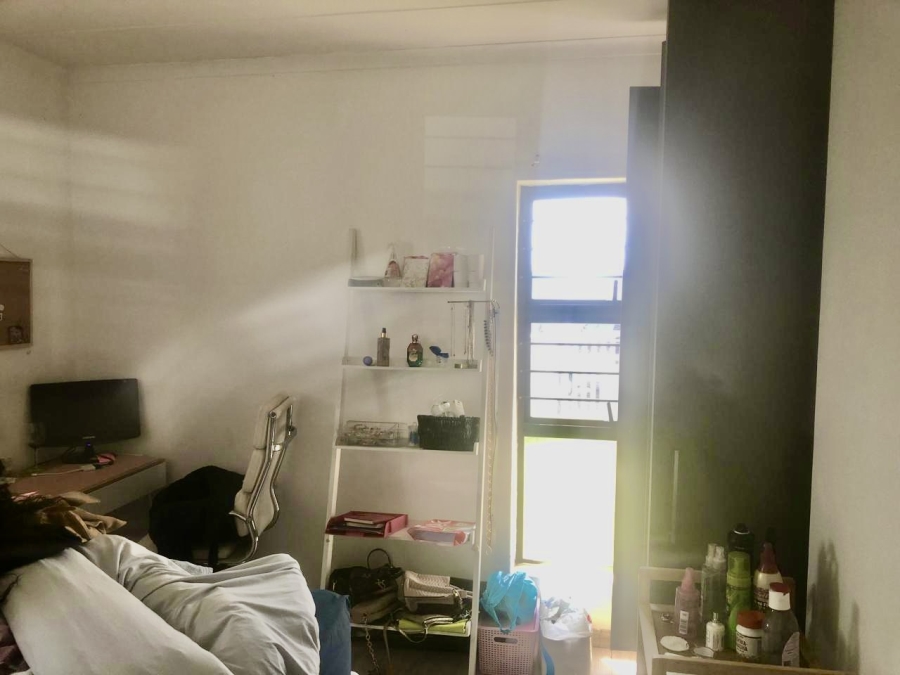 2 Bedroom Property for Sale in Barbeque Downs Gauteng