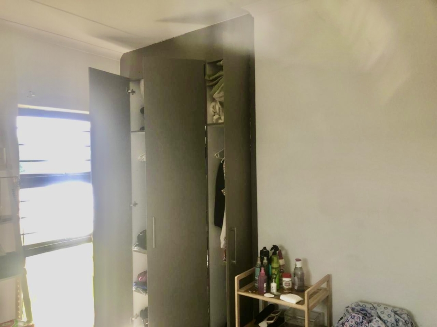 2 Bedroom Property for Sale in Barbeque Downs Gauteng