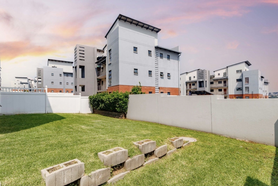 2 Bedroom Property for Sale in Barbeque Downs Gauteng