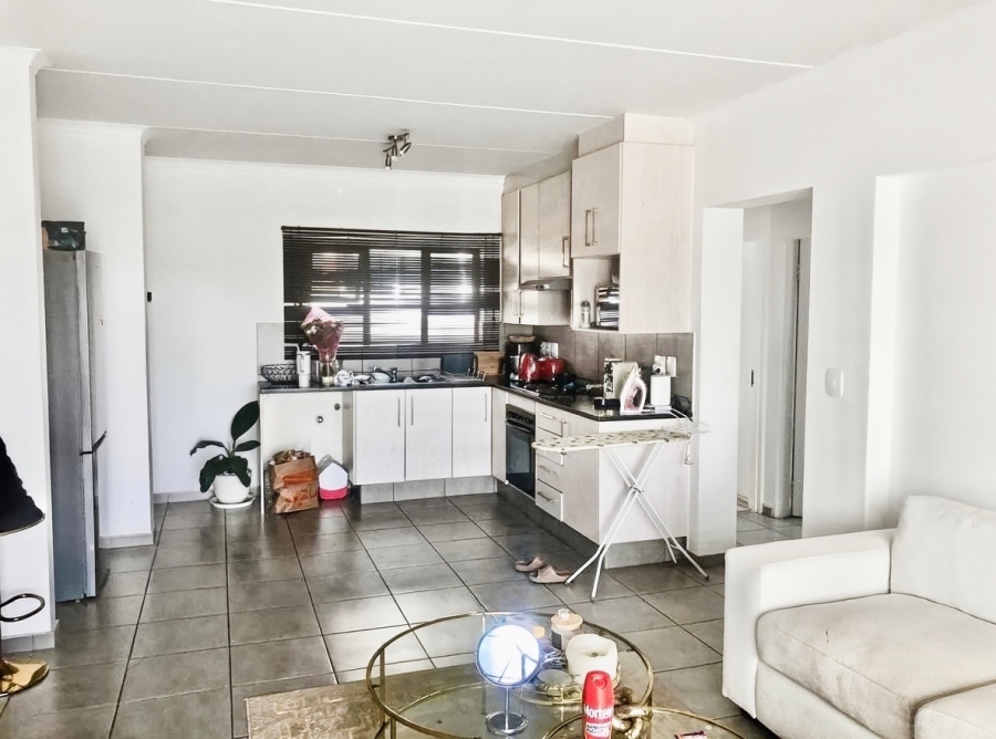 2 Bedroom Property for Sale in Barbeque Downs Gauteng