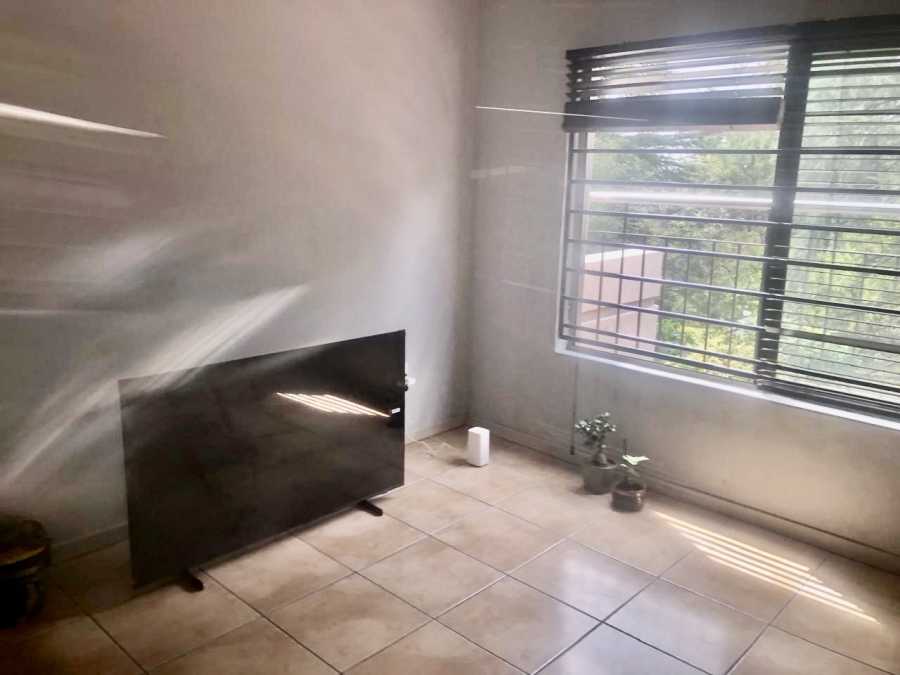 1 Bedroom Property for Sale in Sunninghill Gauteng