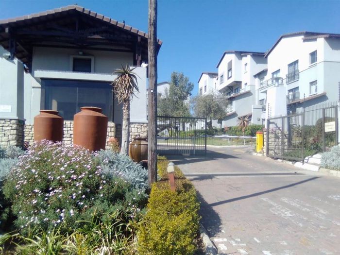 1 Bedroom Property for Sale in Sunninghill Gauteng
