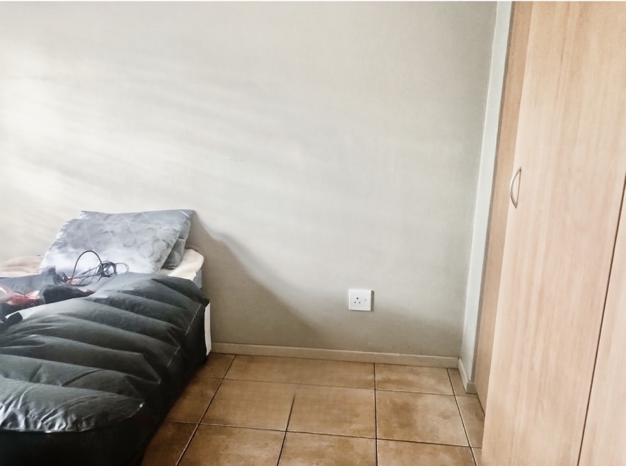 1 Bedroom Property for Sale in Sunninghill Gauteng