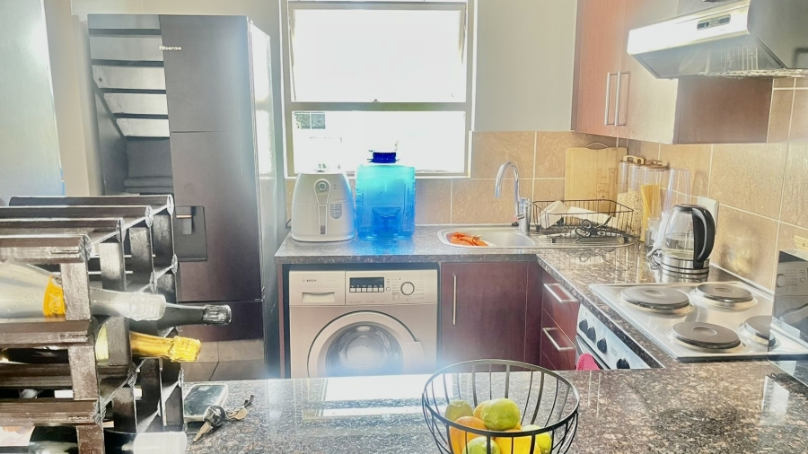 1 Bedroom Property for Sale in Sunninghill Gauteng