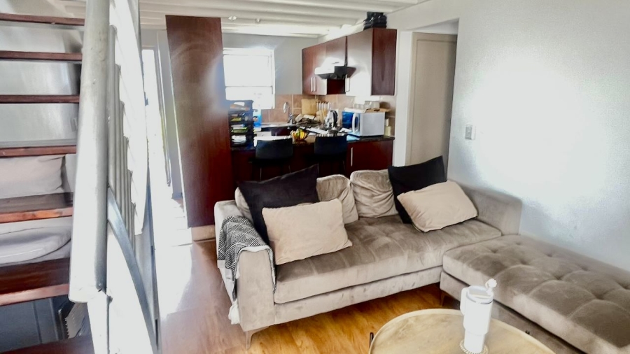 1 Bedroom Property for Sale in Sunninghill Gauteng