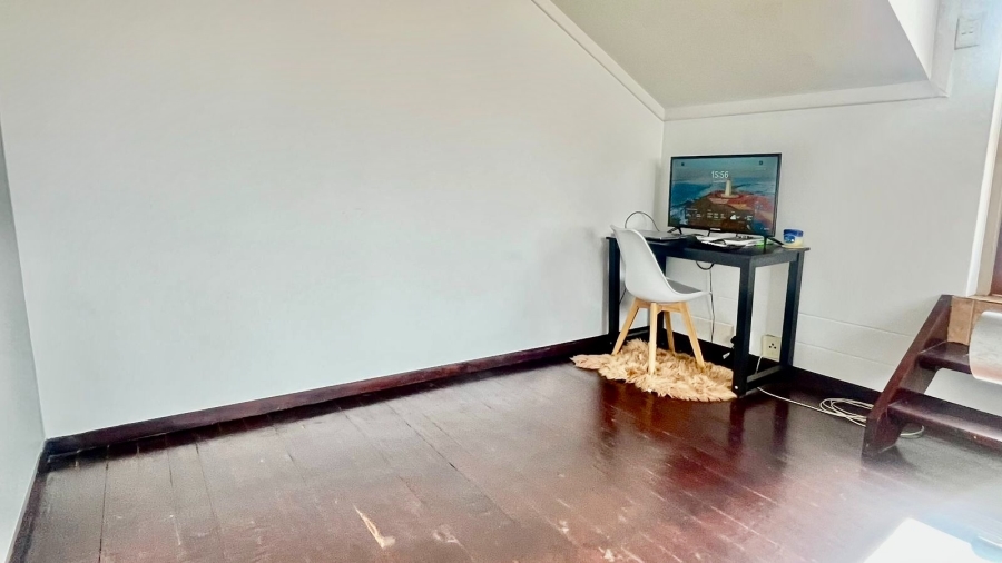 1 Bedroom Property for Sale in Sunninghill Gauteng