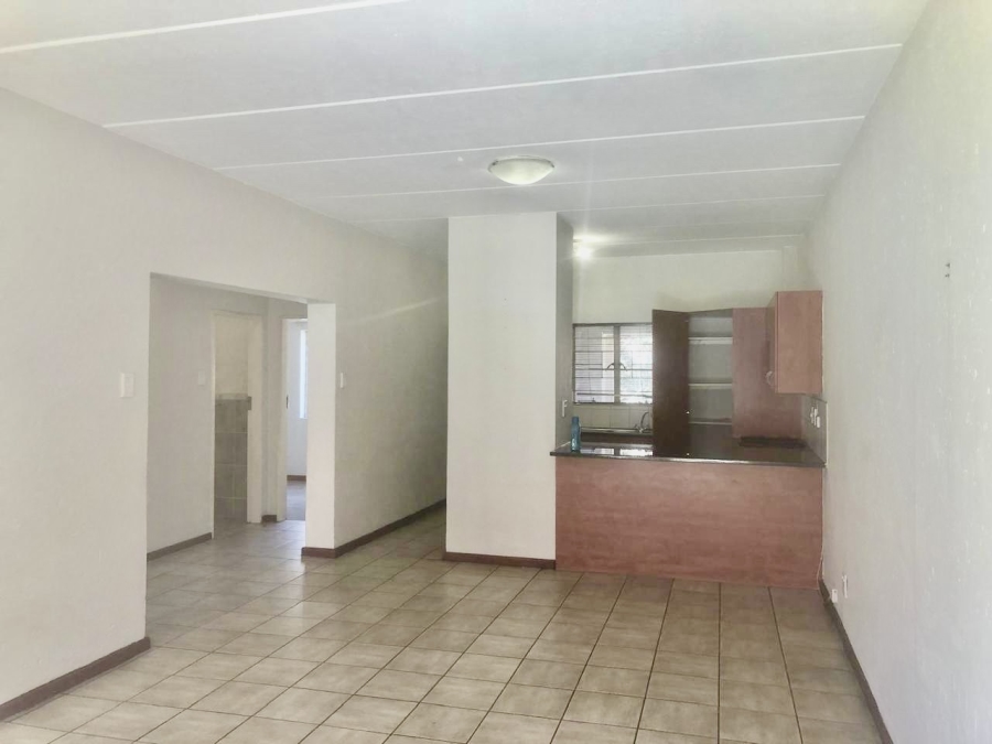 To Let 2 Bedroom Property for Rent in Buccleuch Gauteng