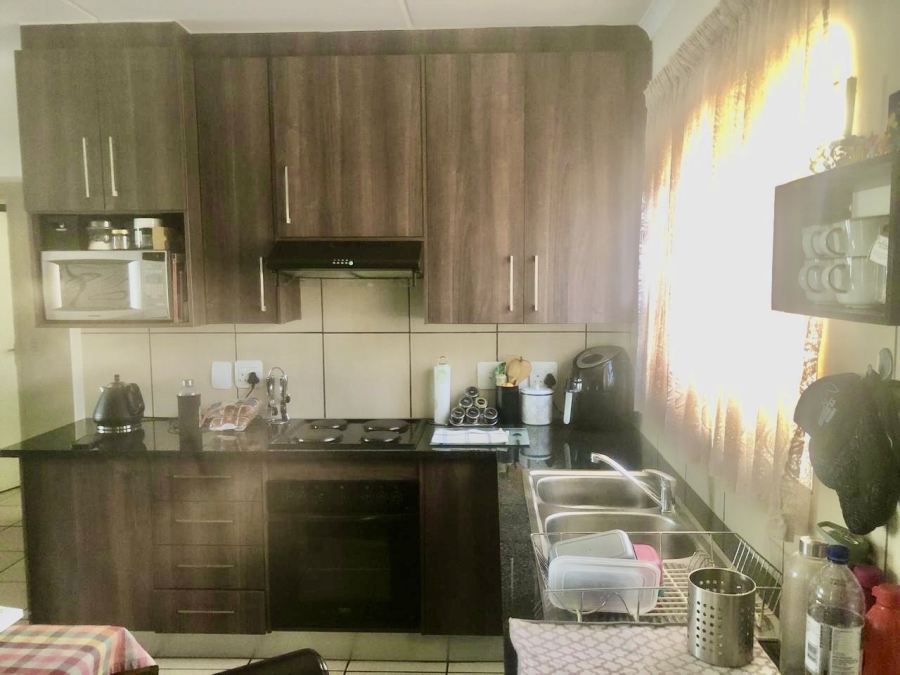 3 Bedroom Property for Sale in Barbeque Downs Gauteng