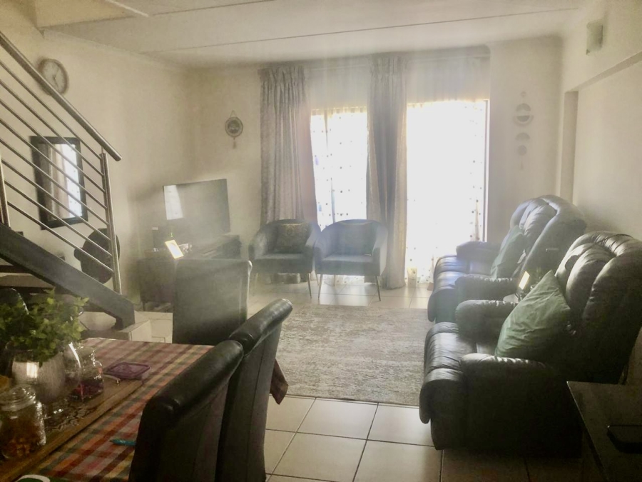 3 Bedroom Property for Sale in Barbeque Downs Gauteng
