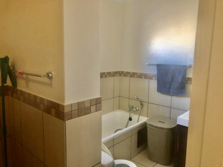 3 Bedroom Property for Sale in Barbeque Downs Gauteng