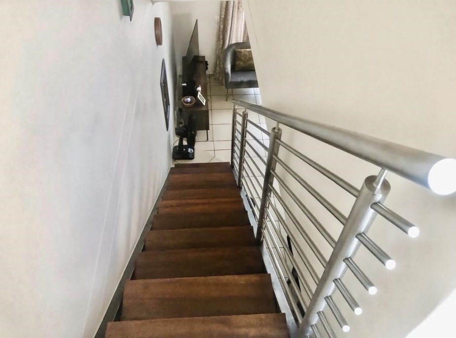 3 Bedroom Property for Sale in Barbeque Downs Gauteng