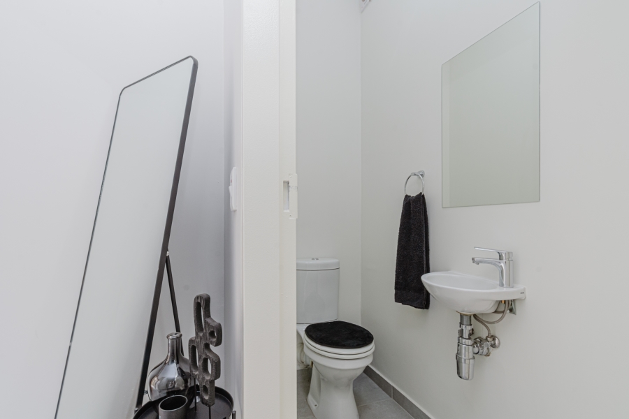 To Let 3 Bedroom Property for Rent in Fourways Gauteng