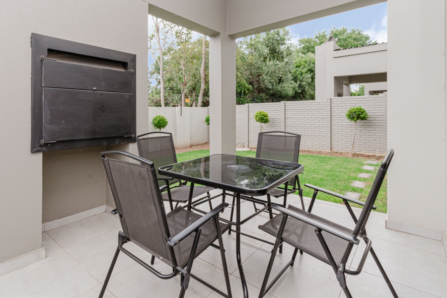 To Let 3 Bedroom Property for Rent in Fourways Gauteng