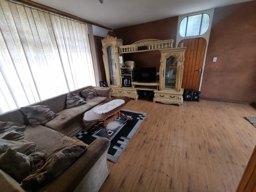 To Let 3 Bedroom Property for Rent in Pimville Zone 5 Gauteng