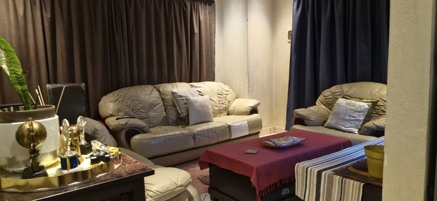 To Let 3 Bedroom Property for Rent in Mahube Valley Gauteng