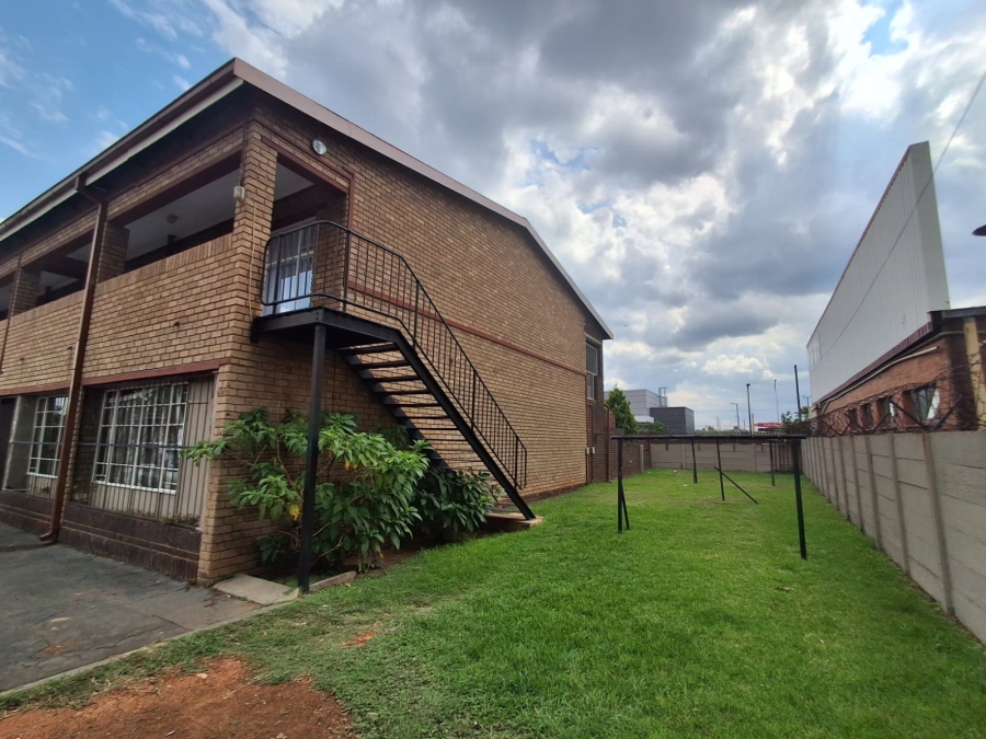 2 Bedroom Property for Sale in Meyerton Central Gauteng