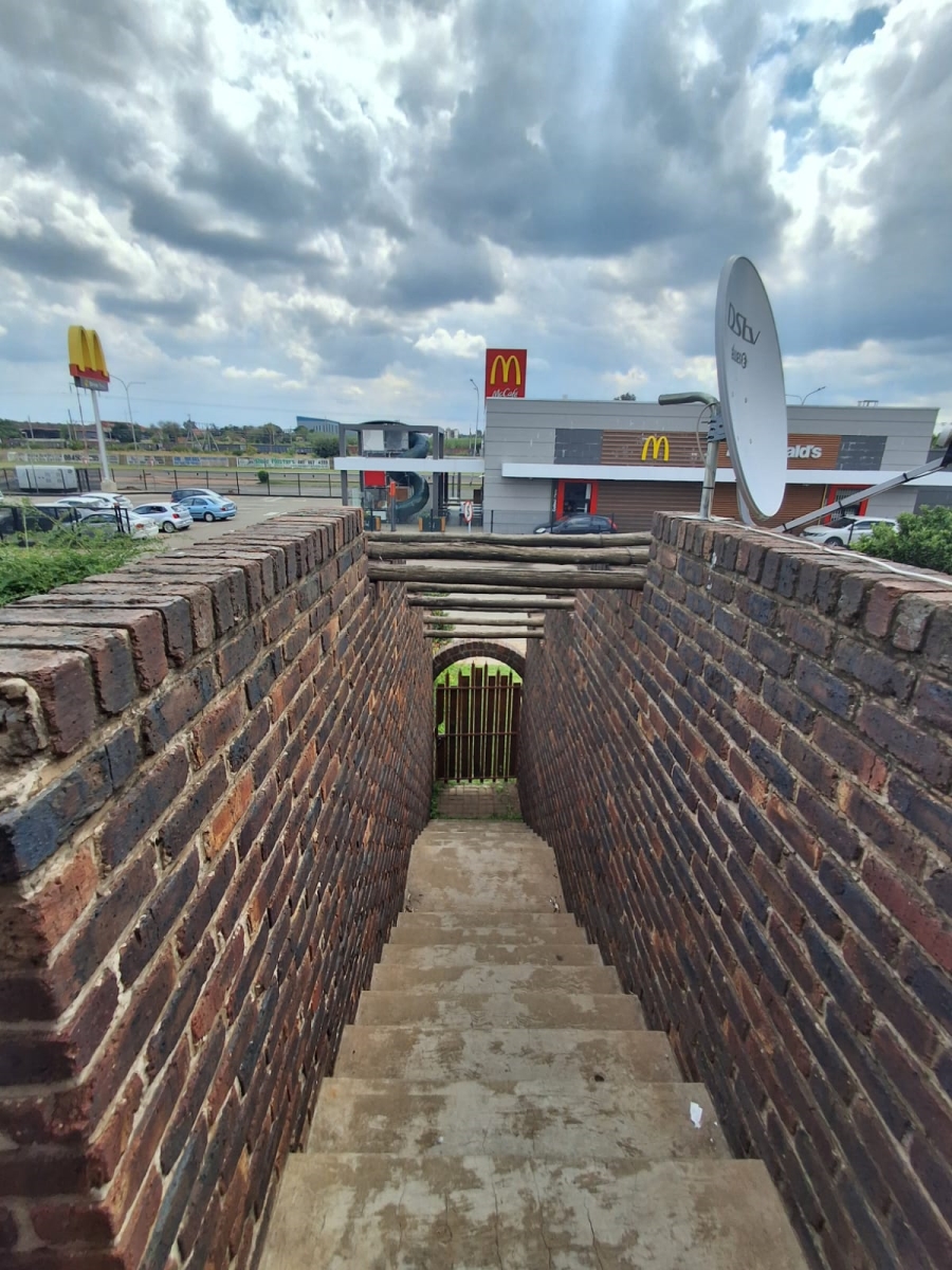 2 Bedroom Property for Sale in Meyerton Central Gauteng